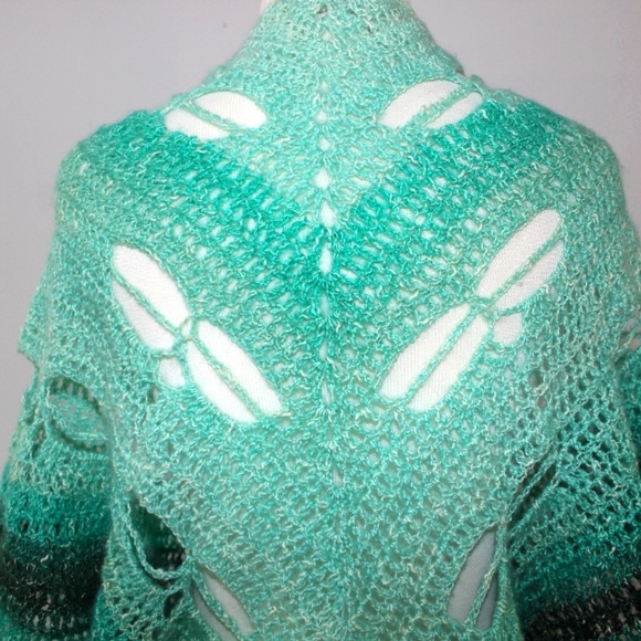 Dragonfly Crochet Shawl Wrap Teal Aqua Soft HANDCRAFTED - Picture 7 of 13